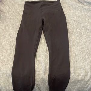 Lululemon wunder train leggings!
